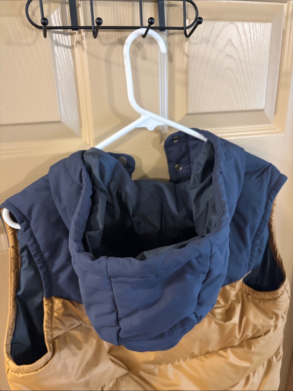 Patagonia Tan and Navy Hooded Puffer Vest - Picture 4 of 10